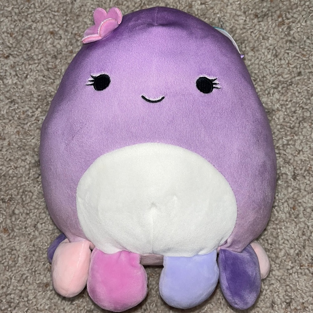Squishmallow Violet the Octopus